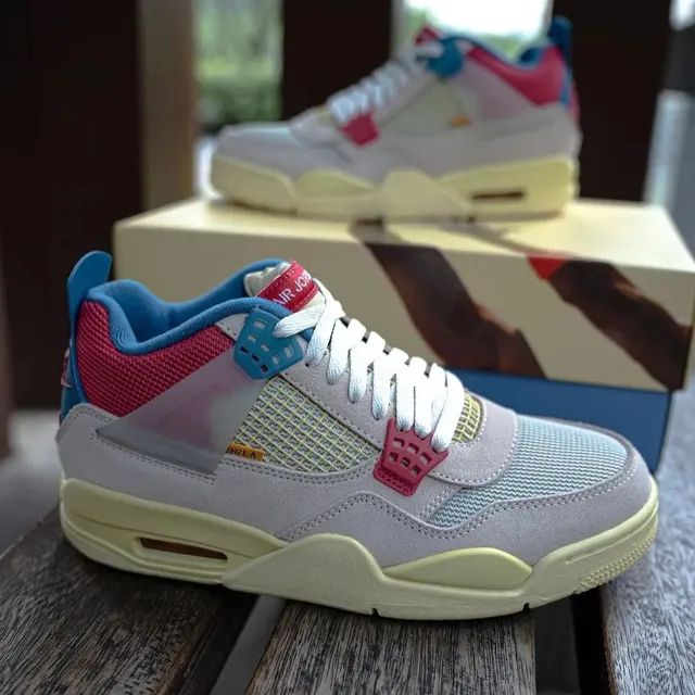 Air Jordan 4 - Foto 3
