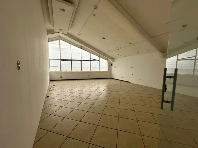 Prédio comercial no Centro de frente para a lagoa - Foto 2
