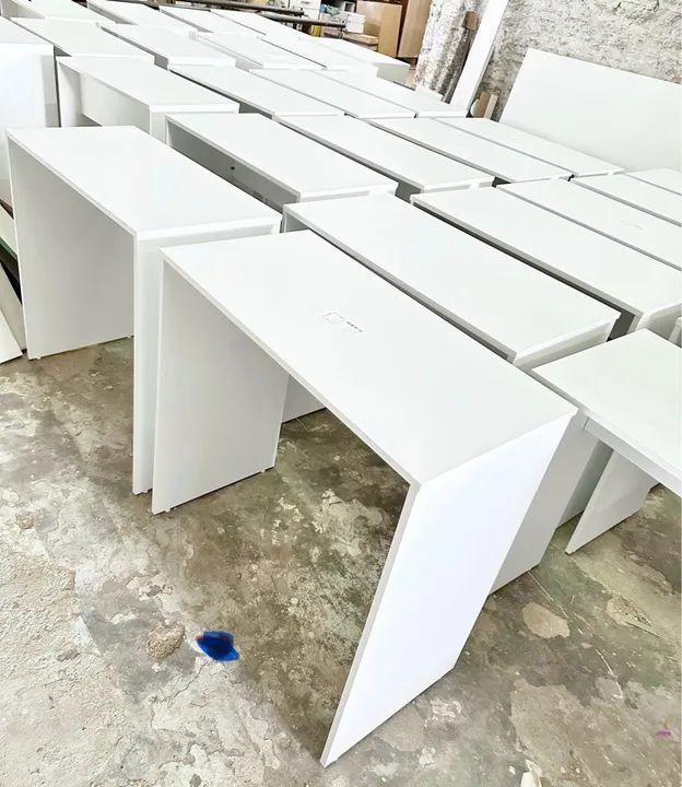 ESCRIVANINHA MULTIUSO OU MESA DE MANICURE DE MDF - Foto 4