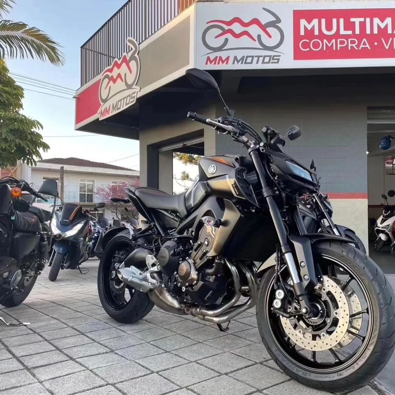 Yamaha MT09 2024 com 976km!!!