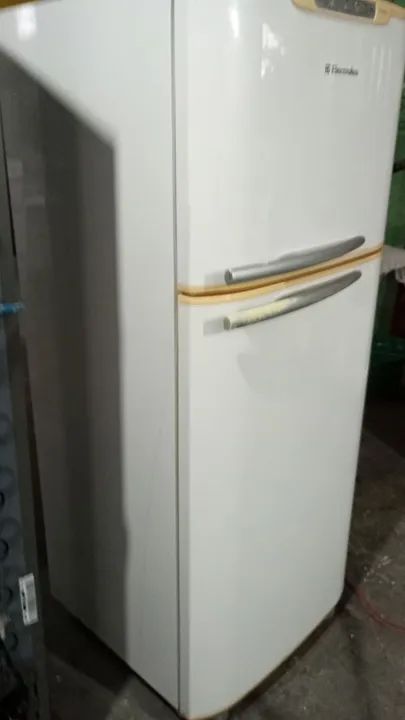 Refrigerador Eletrolux funcionando perfeitamente  - Foto 2