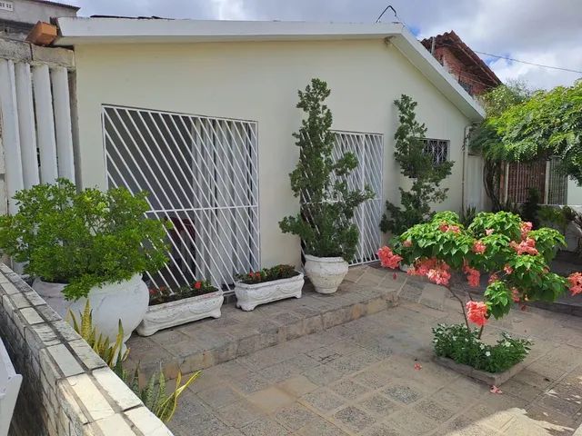Vende-se casa no centro de João Pessoa 
