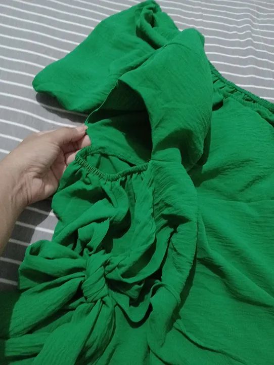 Vestido verde elegante para festas M 38/40 BAIRRO PETRÓPOLIS  - Foto 3