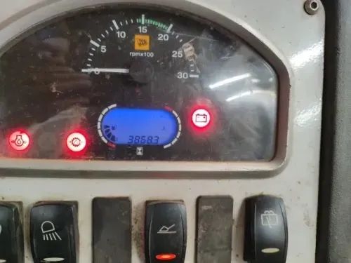 Retroescavadeira JCB L79 nova top de linha! - Foto 6