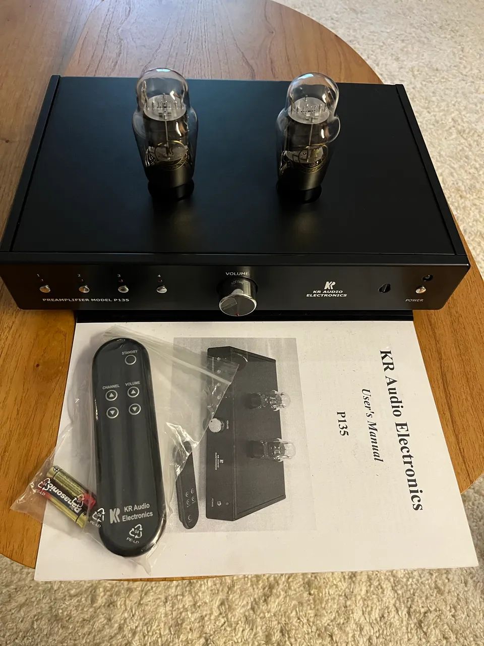 Pré valvulado KR AUDIO  P135 
