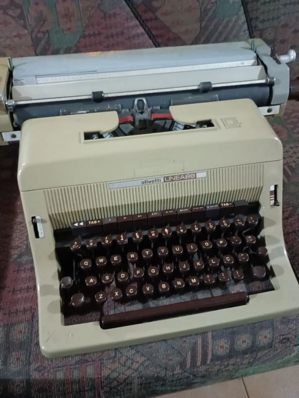Máquina de escrever Olivetti Linea 88 - Foto 2