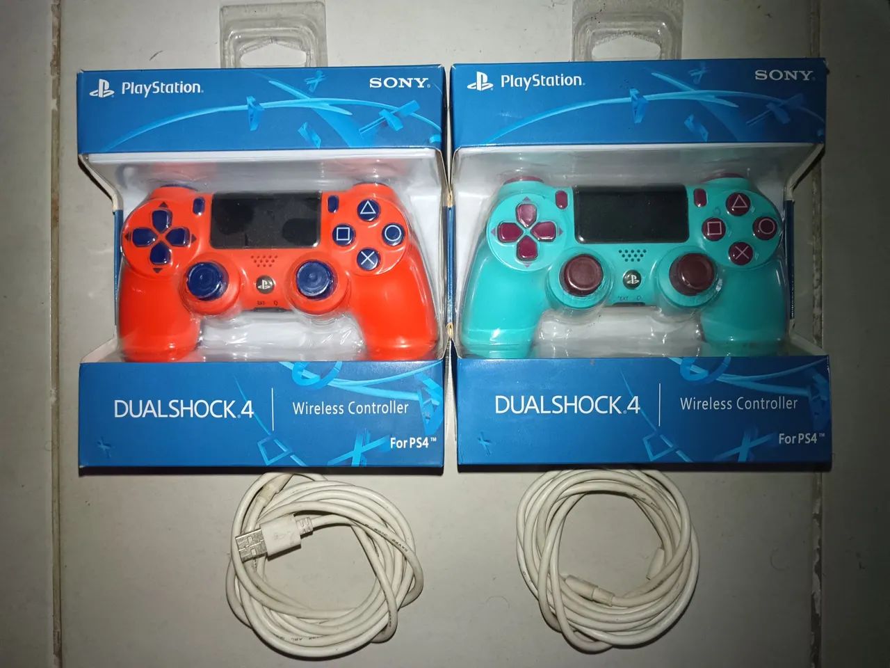 Controle DualShock 4 -  PS4  -  Laranja e Azul