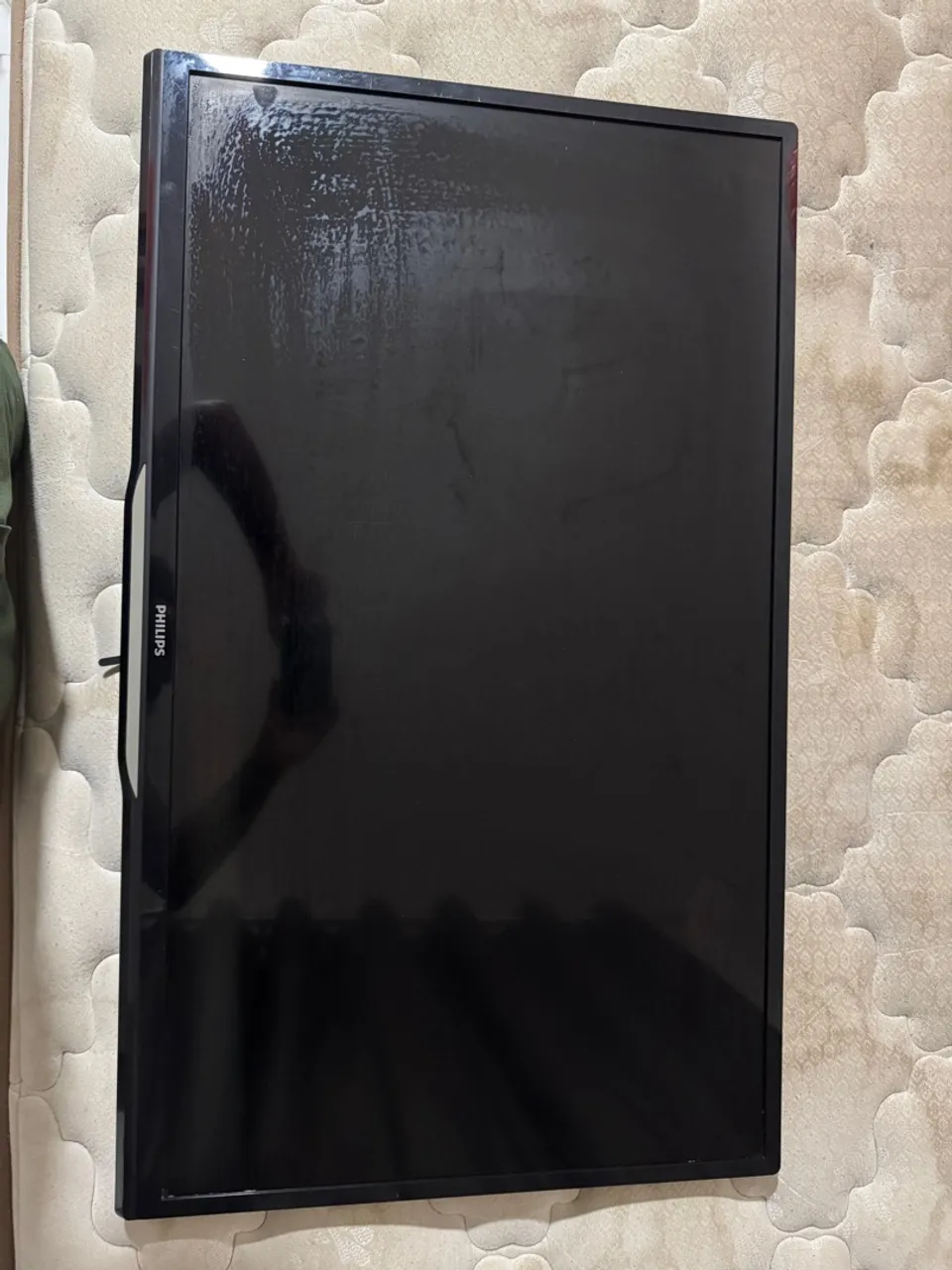 TV Philips 39? retirada de peças