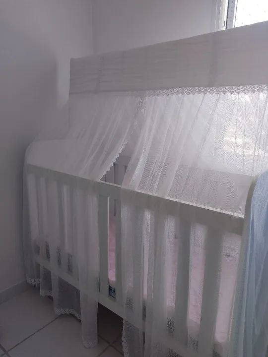Berço de Bebê Branco com Mosquiteiro - Foto 3