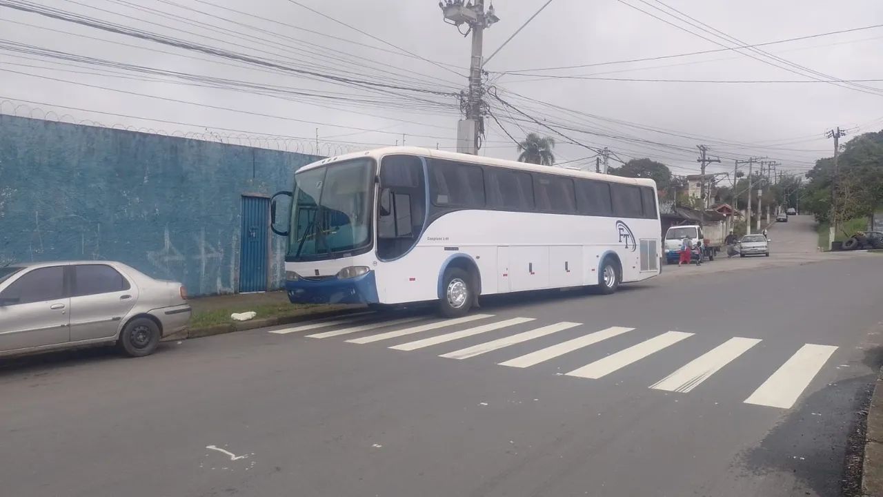 Ônibus em ótimo estado - Foto 3