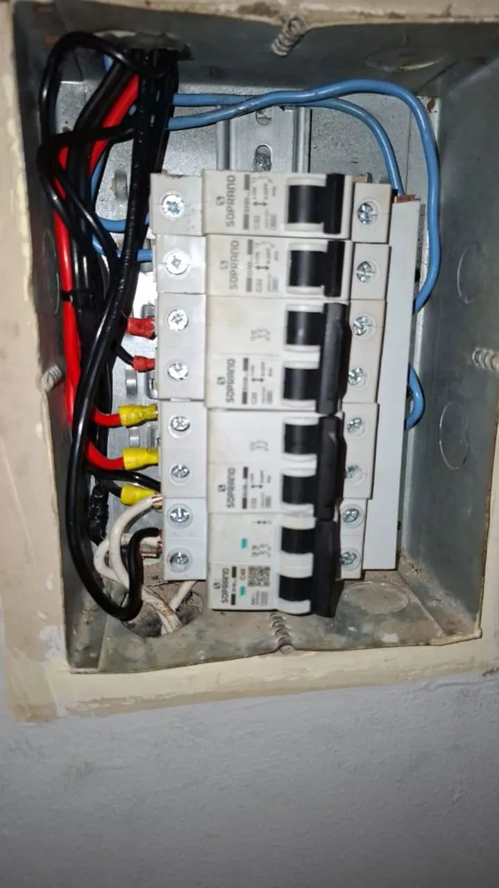 Eletricista residencial predial comercial rural 24hs disponível  - Foto 3