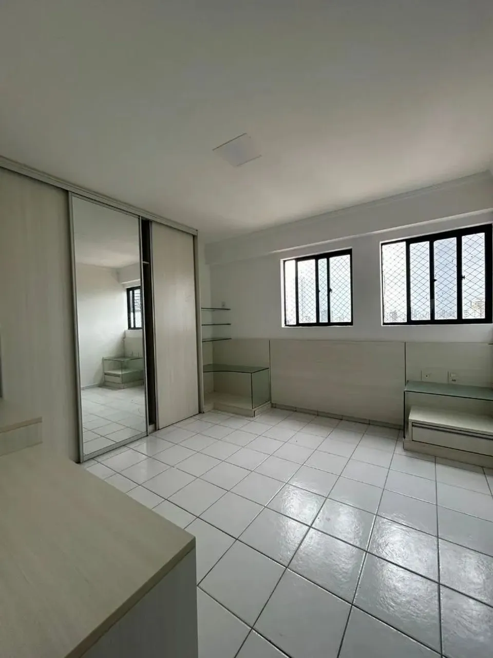 Apartamento vista mar com 2 dormitórios à venda, 90 m² por R$ 499.000 - Aeroclube - João P
