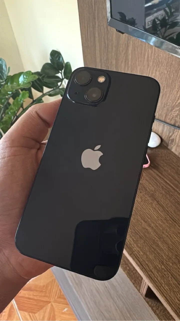 iPhone 13