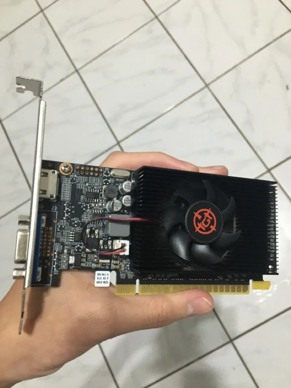 GT 610 2 GB