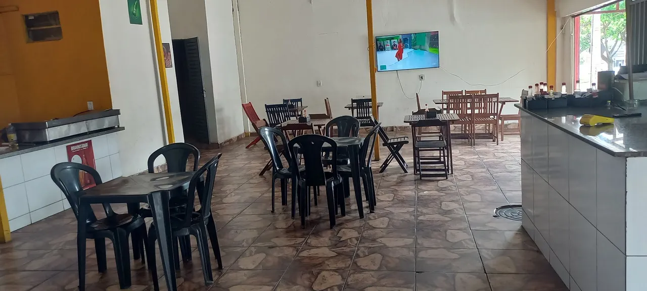 Ponto comercial em funcionamento para bar e restaurante