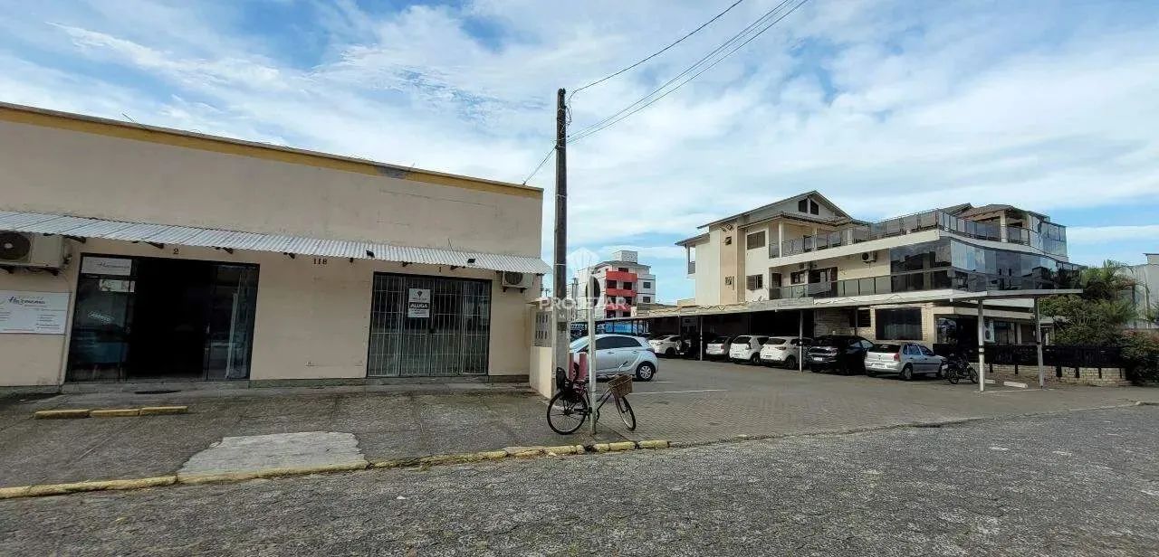 Sala Comercial Disponível Para Locação Com Ótima Localização No Centro De Bairro Centro em - Foto 3