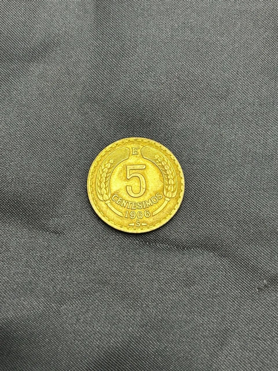 Moedas Chilenas Antigas Colecionáveis kit com 5 - Foto 3