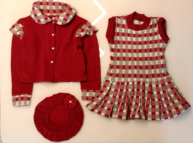 Vestido, Boina e Casaco de lã 2/3 anos