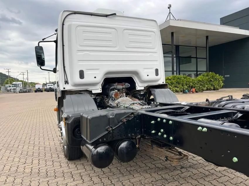 Mercedes-Benz Atego 2430 6x2 | Selectrucks. - Foto 11