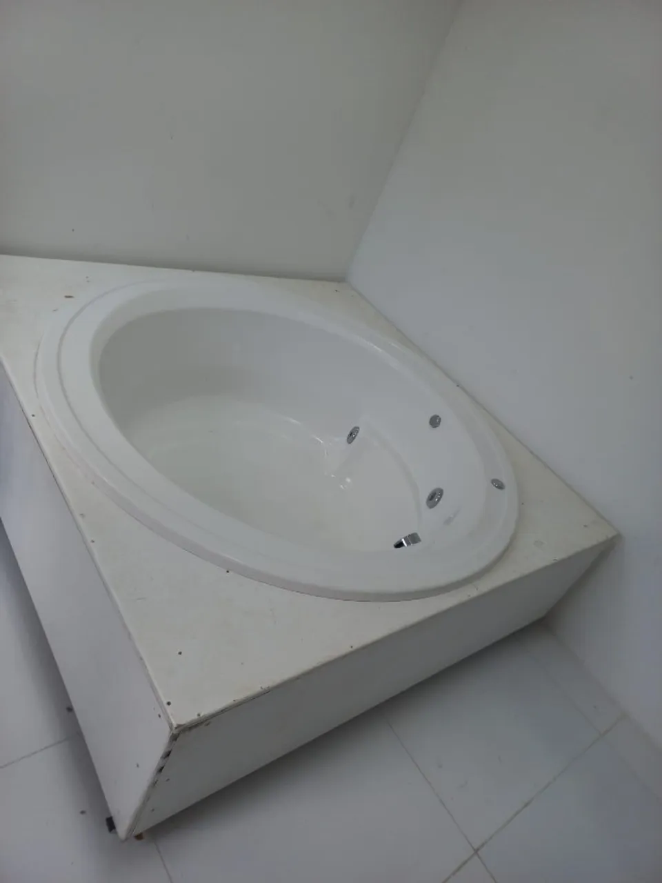Banheira +suporte com rodízio pata mover pra qualquer lugar