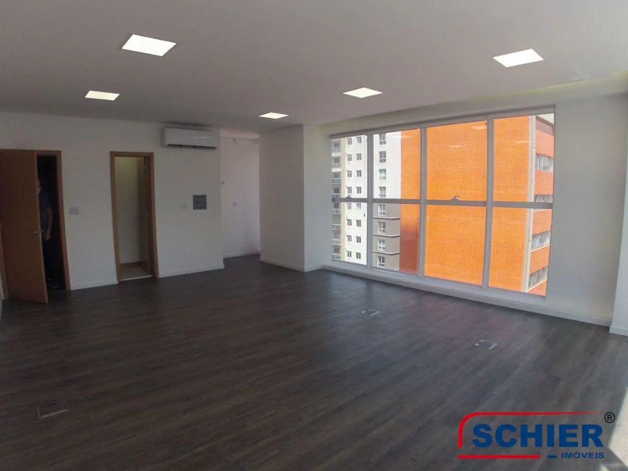 Sala comercial de 43,55m², para venda, com localização privilegiada. - Foto 4
