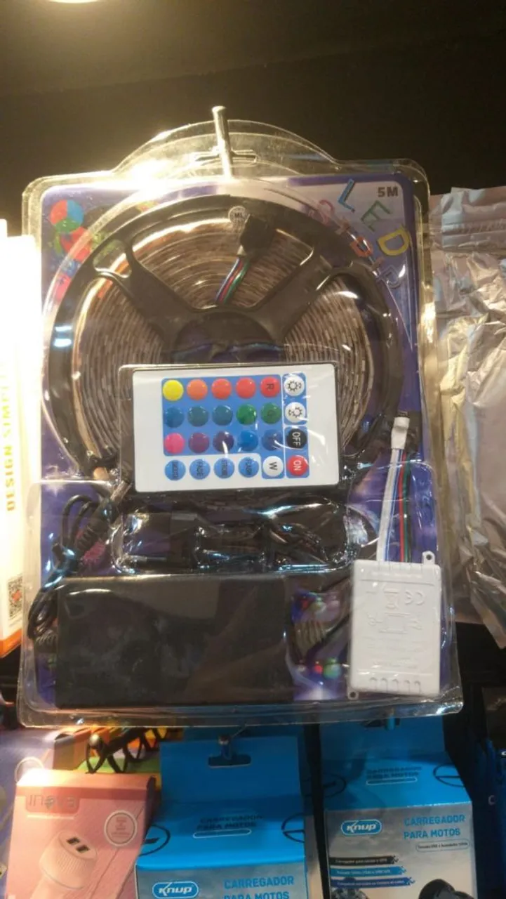 Fita de LED RGB 5 Metros com Controle Remoto