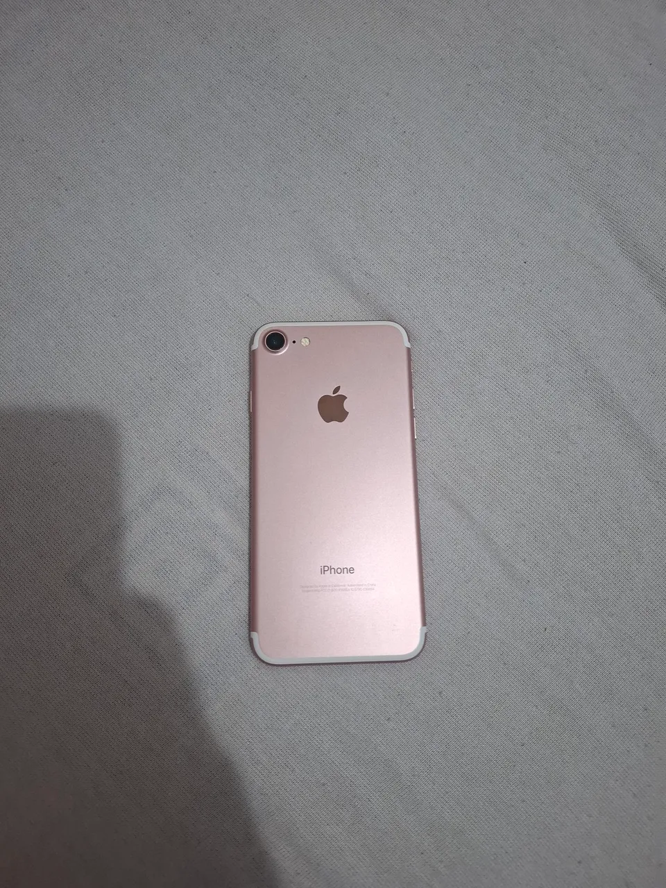 Iphone 7 novíssimo para quem for usar pecas 