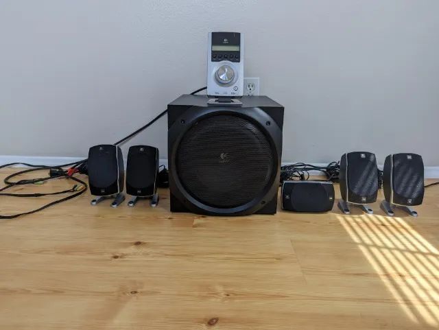 Rarissimo Home Theater Logitech z-5500 caixas de som  completo - Foto 2