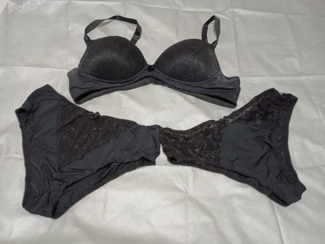 SUTIÃ COM 2 CALCINHAS COR PRETA - TAM. 52 PLUS SIZE - NOVO