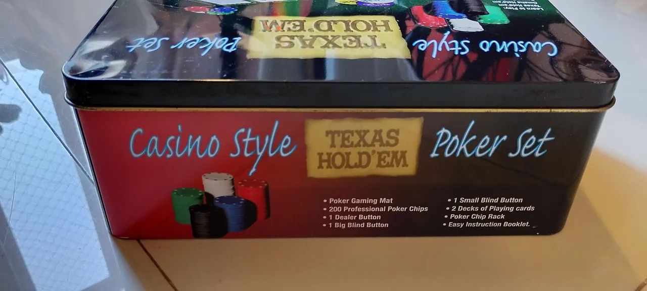 Complete Poker Set421229754980782084
