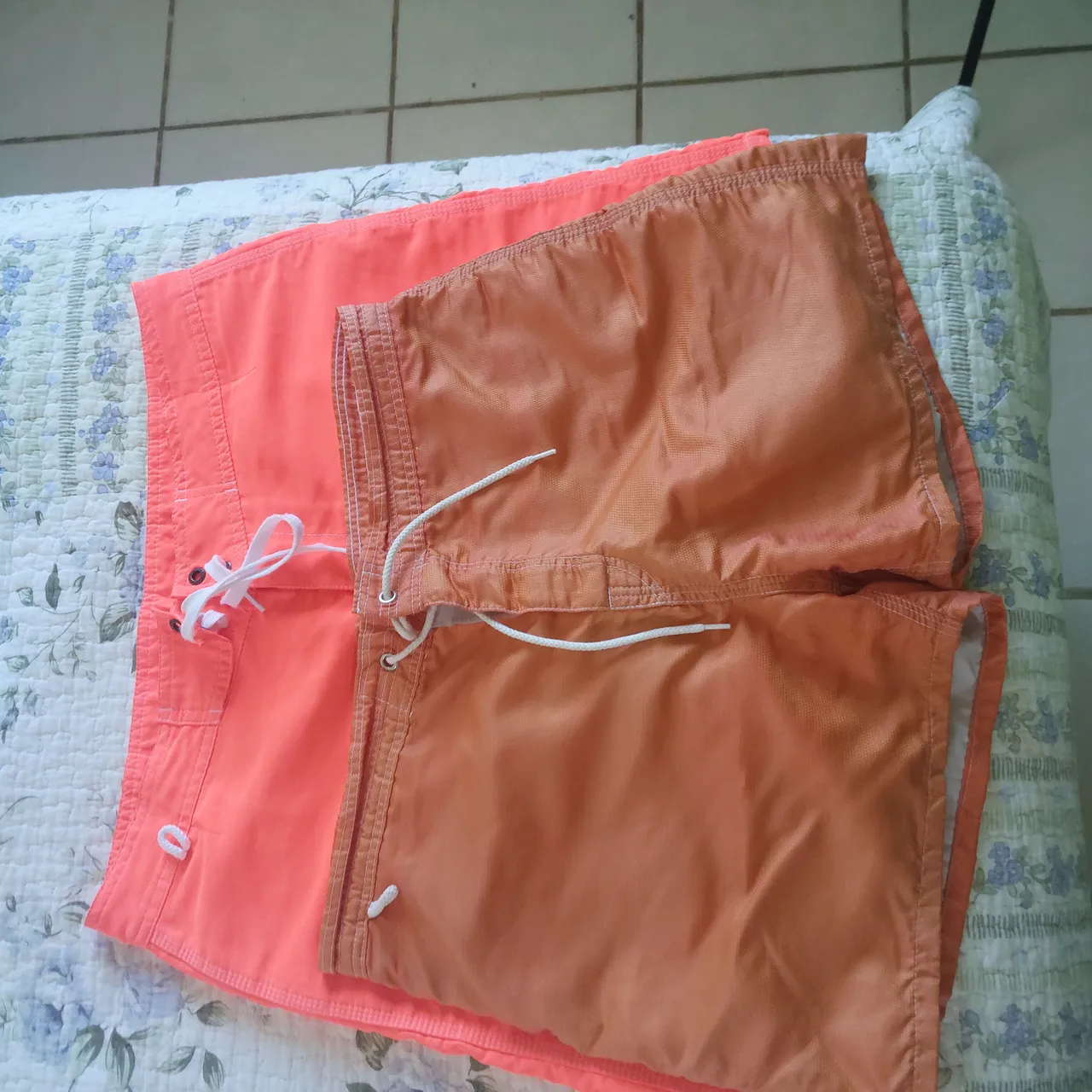 Vendo shorts sundak