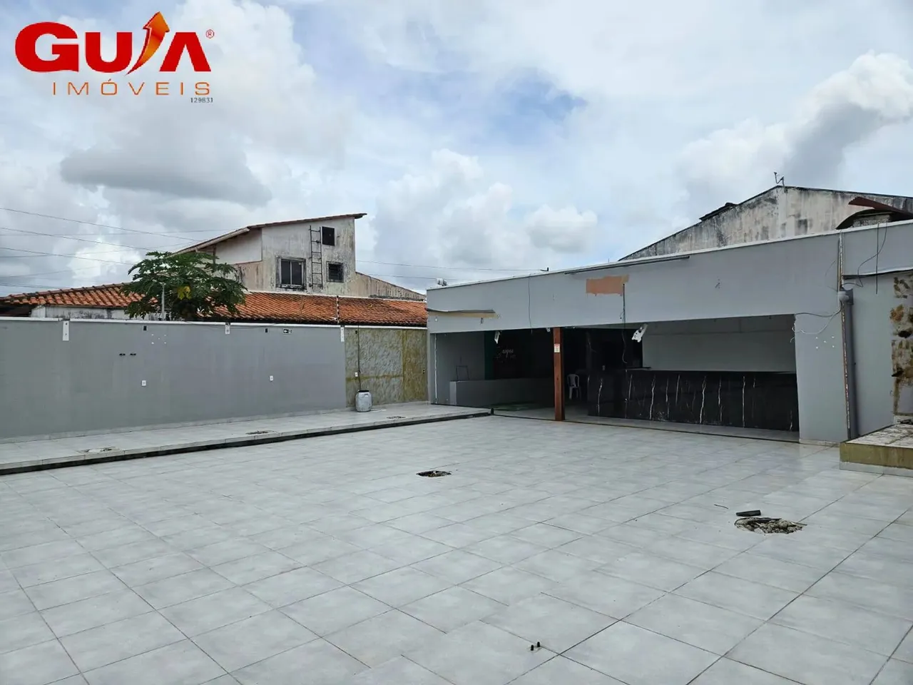 Sala comercial no centro do Eusébio
