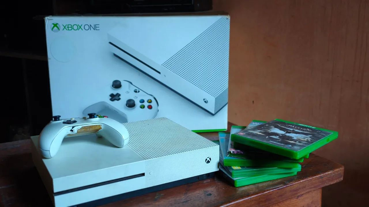 Xbox one S 500GB64303757610881120