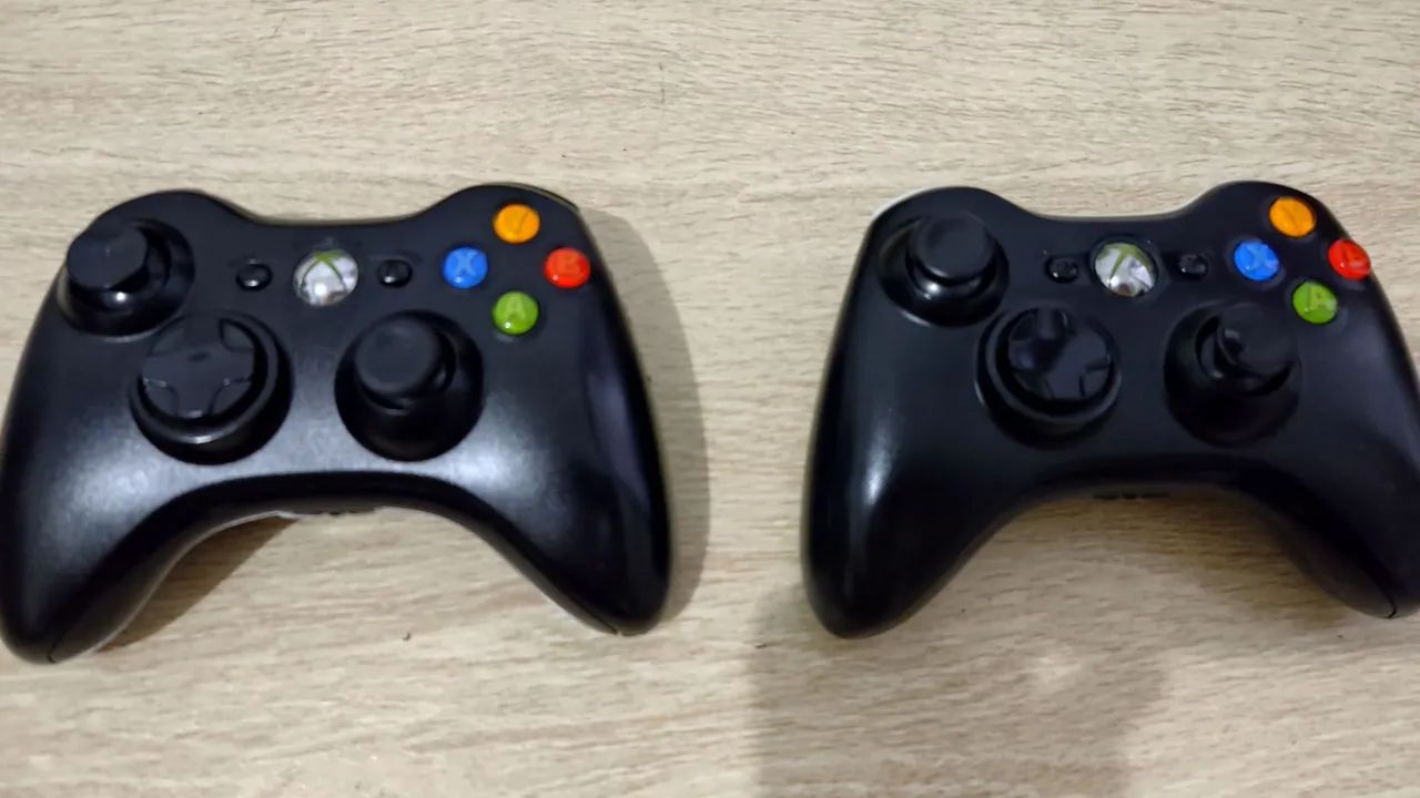 Xbox 360 Slim 4GB Memória Destravado LT+3.0 + 2 Controles + Mais de 100 Jogos - Foto 4