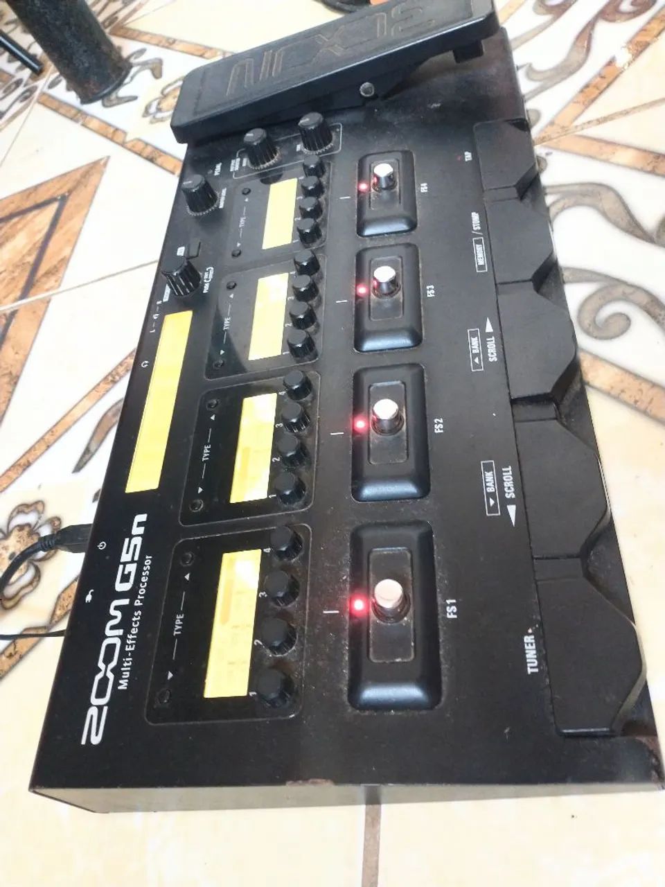 Pedaleira Zoom G5n