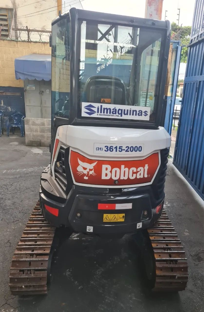 Mini Escavadeira Bobcat Mod. E26 Ano 2023 374.4h Ar + Aço - Foto 4