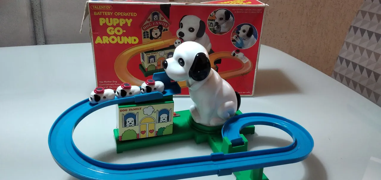Brinquedo de Cachorro que Anda em Circuito