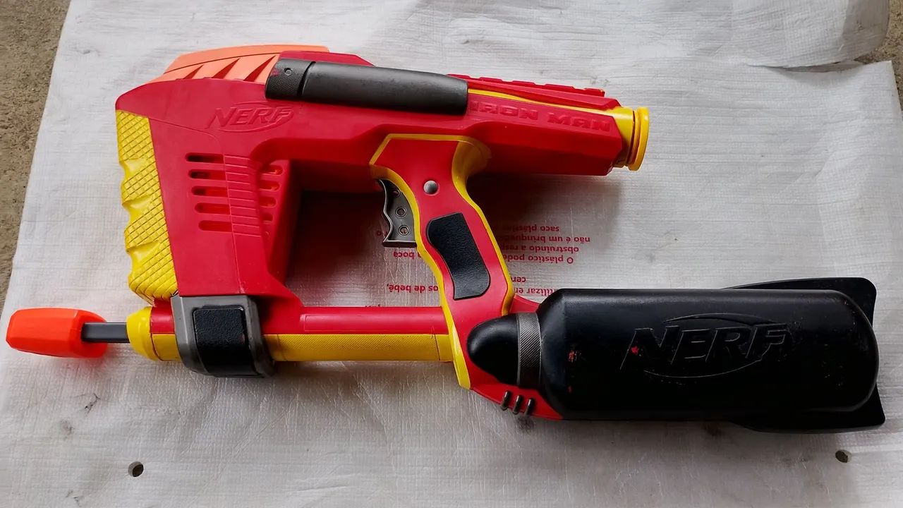 Pistola Nerf Iron man
