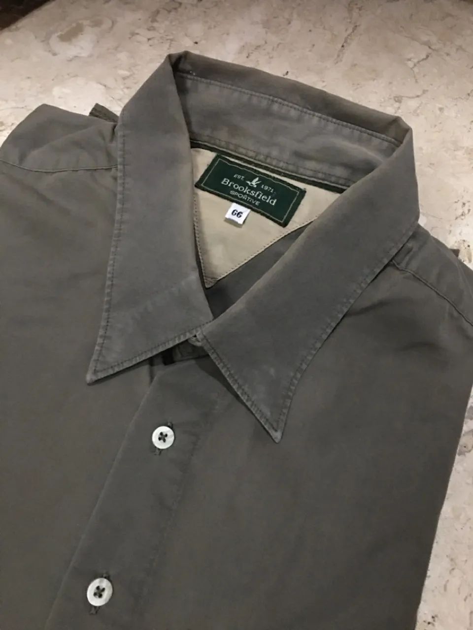 Camisa Brooksfield Sportive Verde Oliva - Foto 2