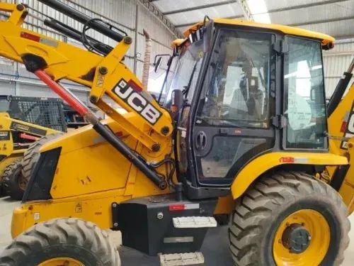 Retroescavadeira JCB L79 nova top de linha! - Foto 4