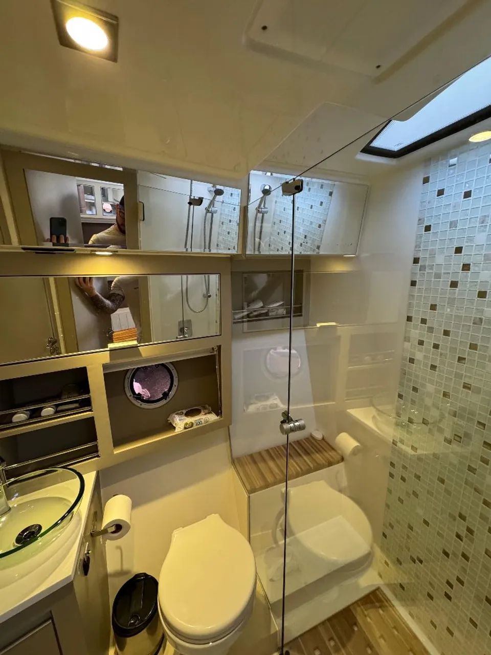 Focker 420 Gran Coupé - 2024 x2 Volvo D4 320 HP ñ Phantom Triton Fs Sessa Nx - Foto 6