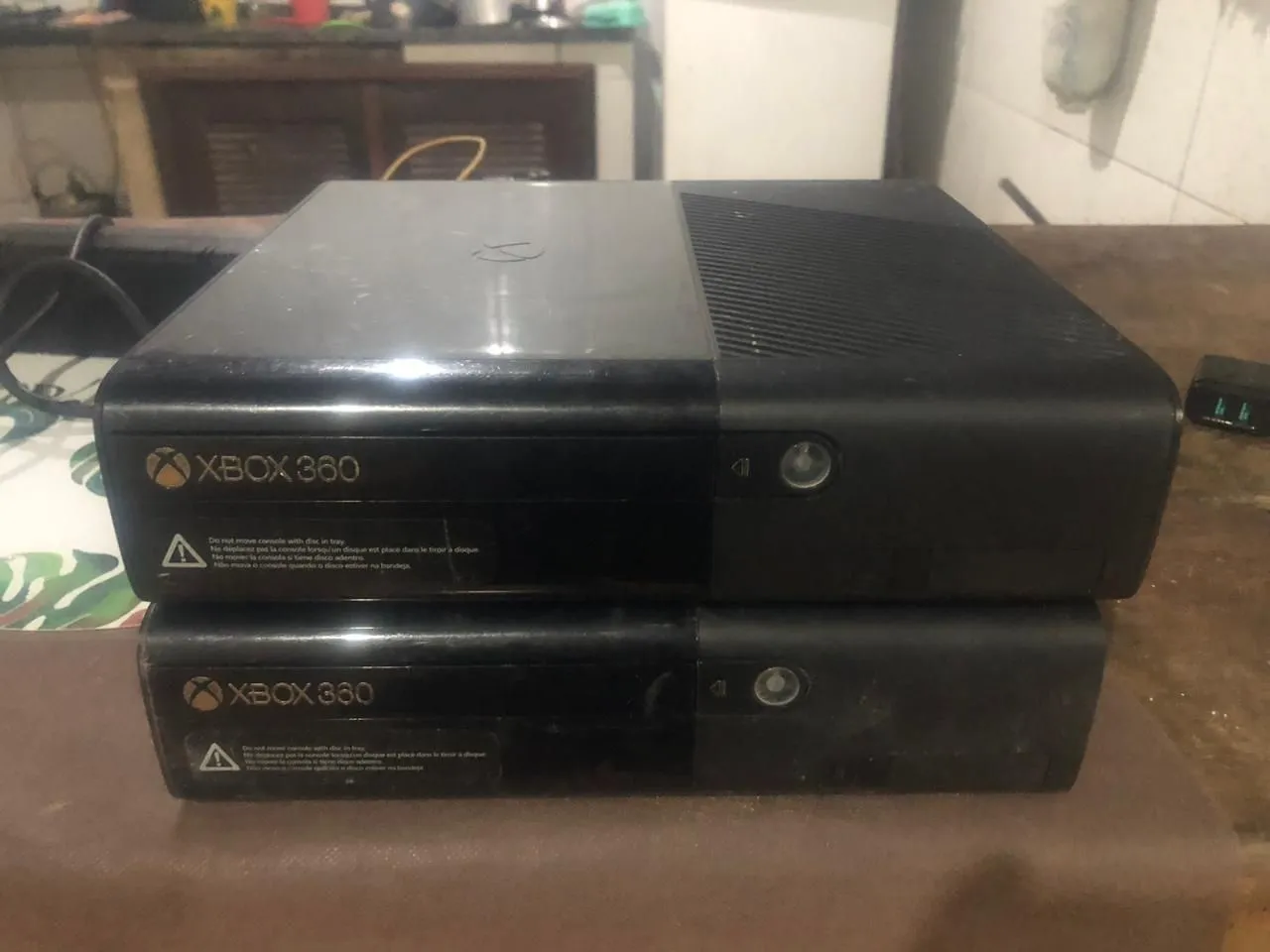 Lote com 2 Xbox 360 Slim + jogos LEIA O ANUNCIO