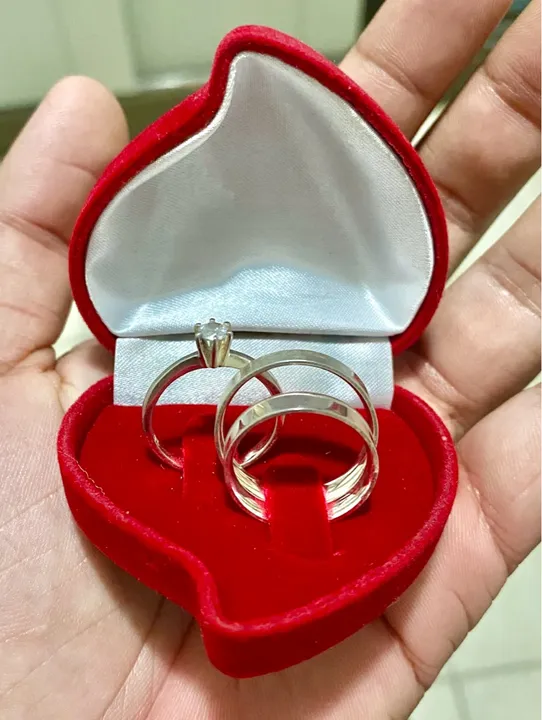 Kit alianças de namoro + Anel Solitário 