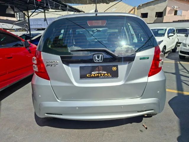 (E) HONDA FIT LX 1.4/ 1.4 FLEX 8V/16V 5P AUT. CAPITAL VEÍCULOS AUTO SHOPPING JK - Foto 4