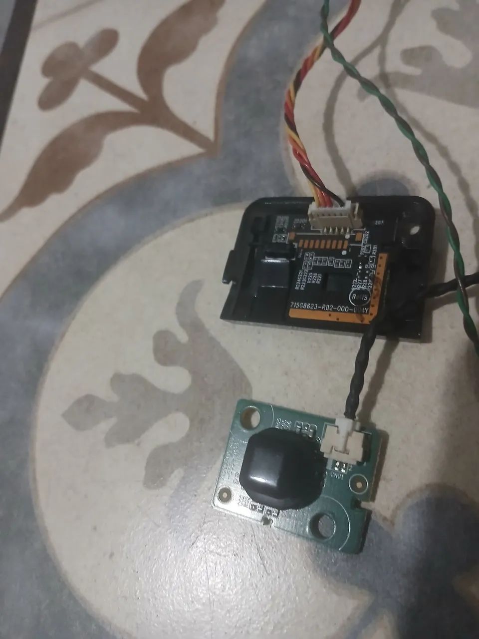 Placa sensor do controle remoto e botão power TV AOC 43S5195 78G - Foto 2