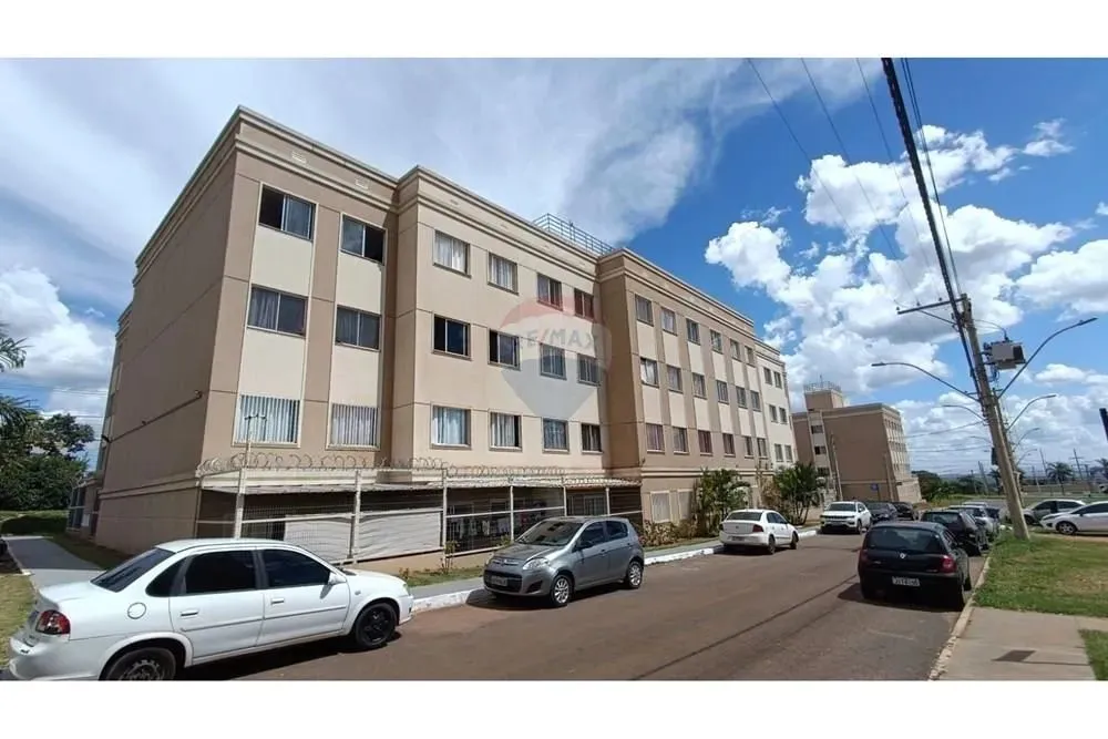 Apartamento térreo com varanda à venda QS 425 Samambaia Norte- Residencial Terracota
