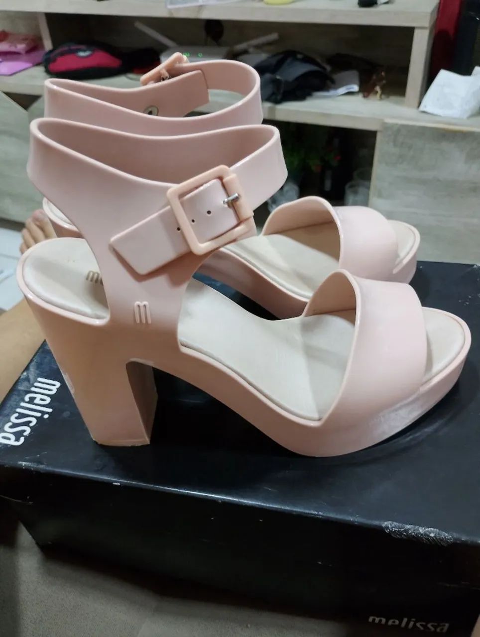 Shoe64314283746817121