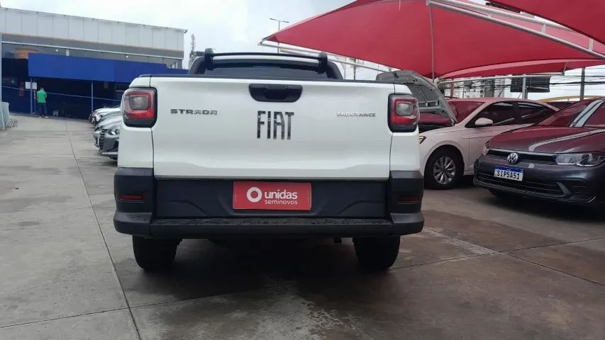 Fiat Strada Endurance 1.4 Flex 8V CS Plus 2023 - Foto 4