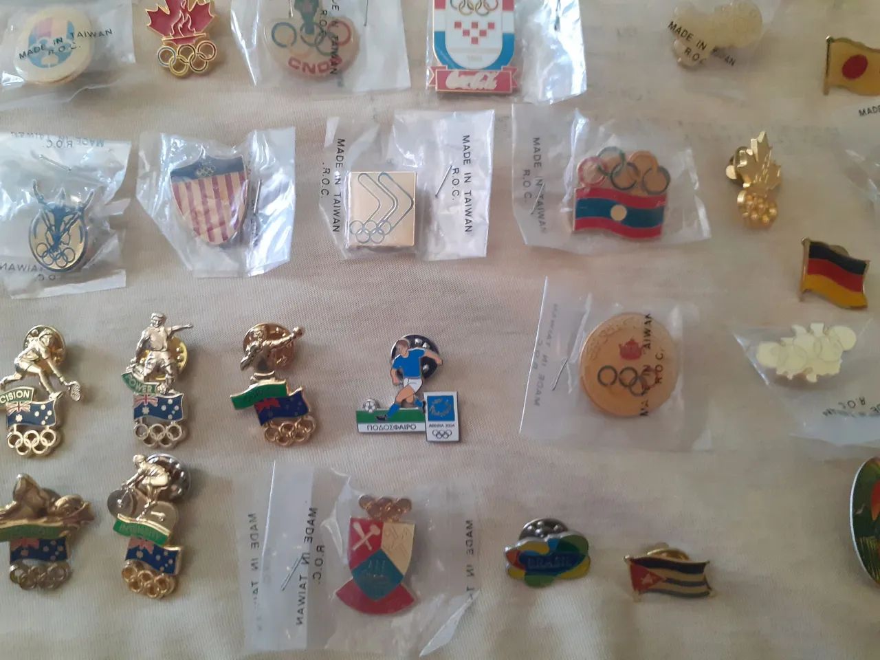 KIT LOTE 30 PINS OLIMPIADAS ESPORTES DIVERSOS - Foto 4