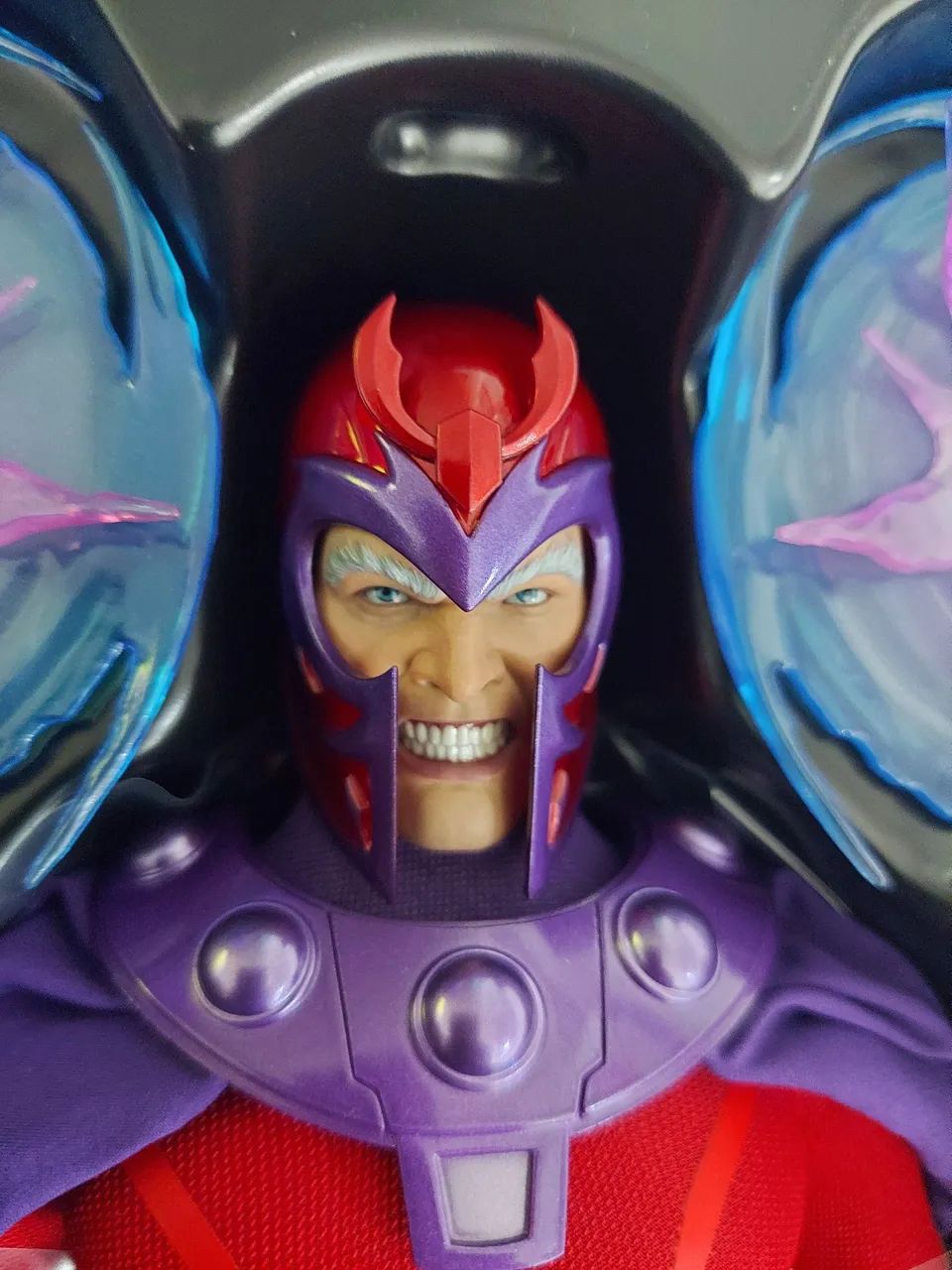 Action Figure Magneto hono Studios Marvel X-Men 1/6 - Foto 5
